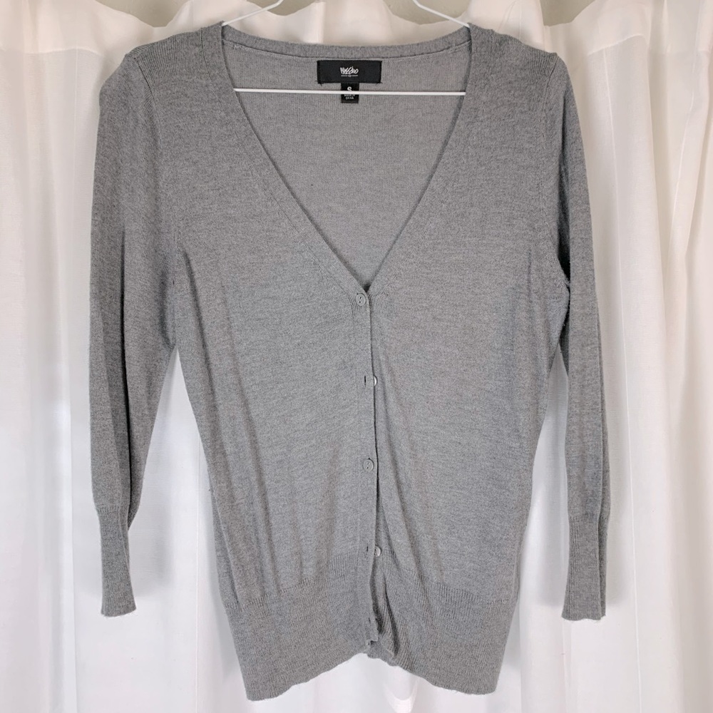 V-neck sweater